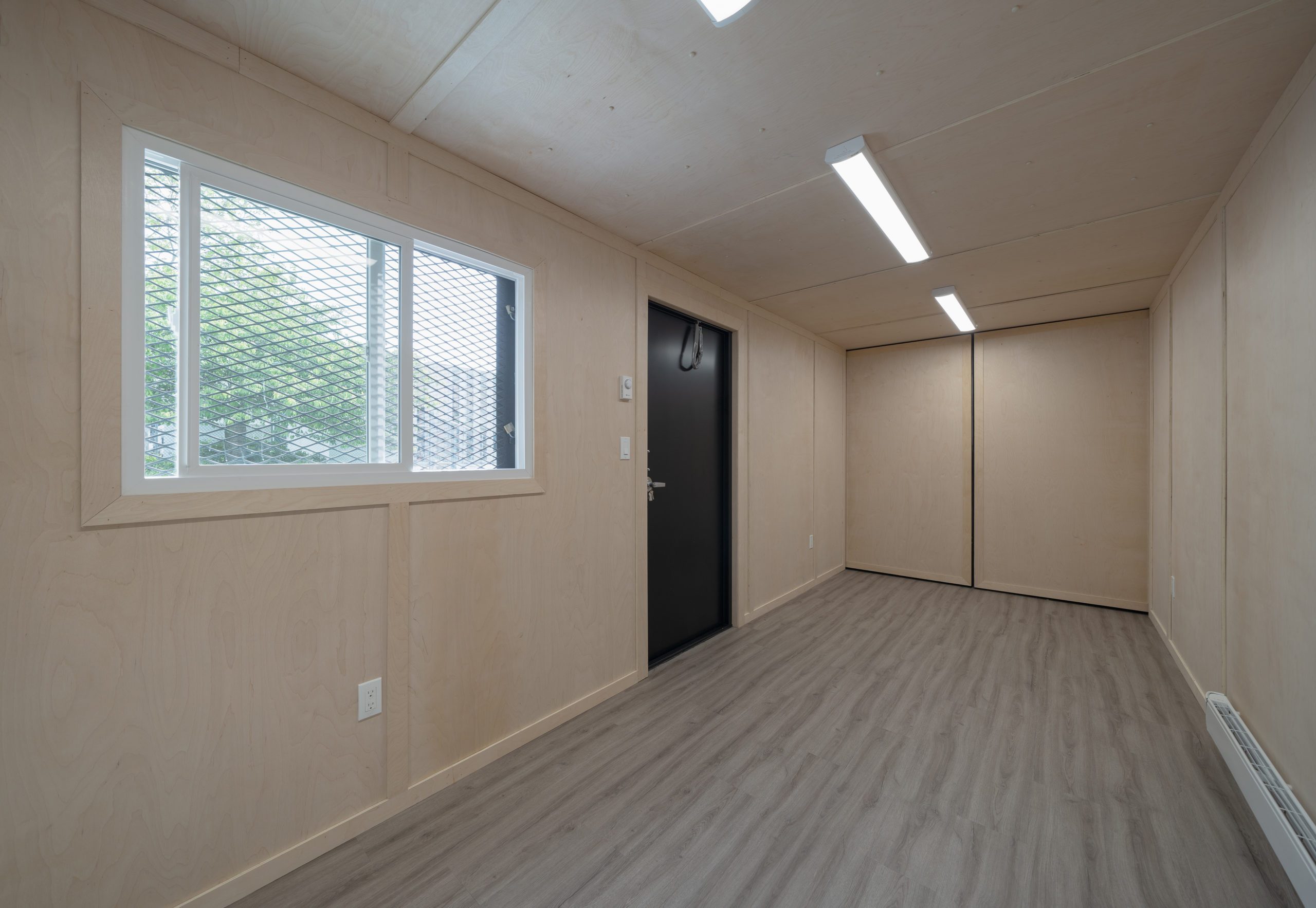 20’ Plywood Office - Custom Cubes