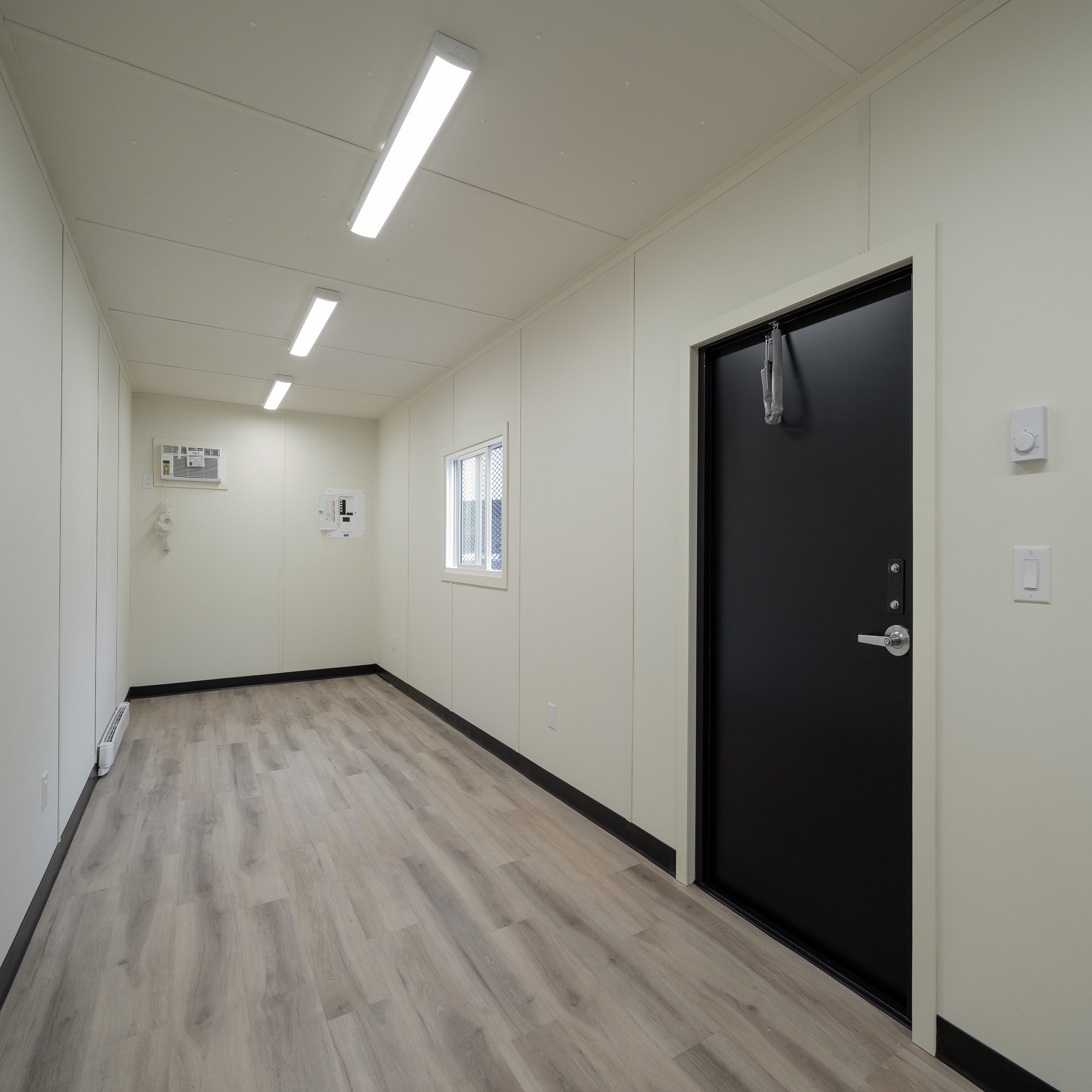 40′HC Drywall Office - Custom Cubes