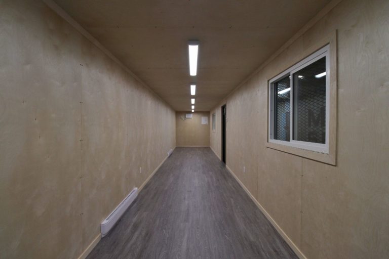 40′ Plywood Office