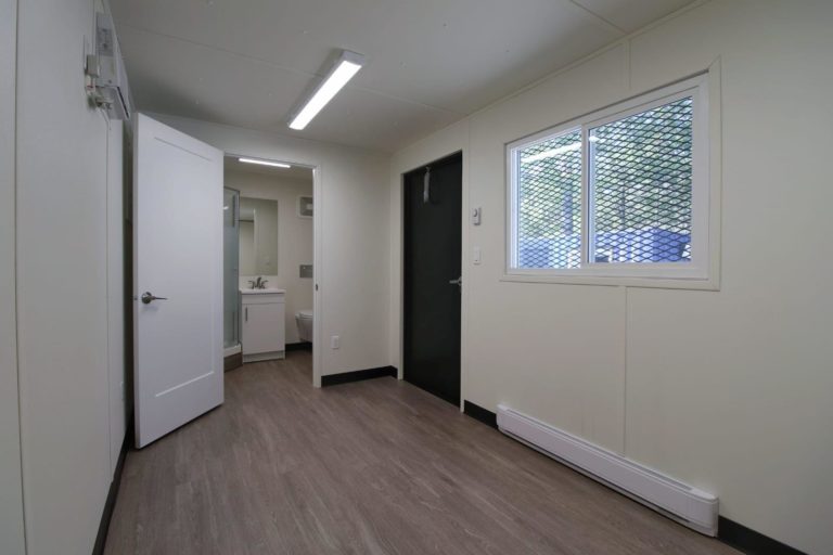 20′ Office + Washroom