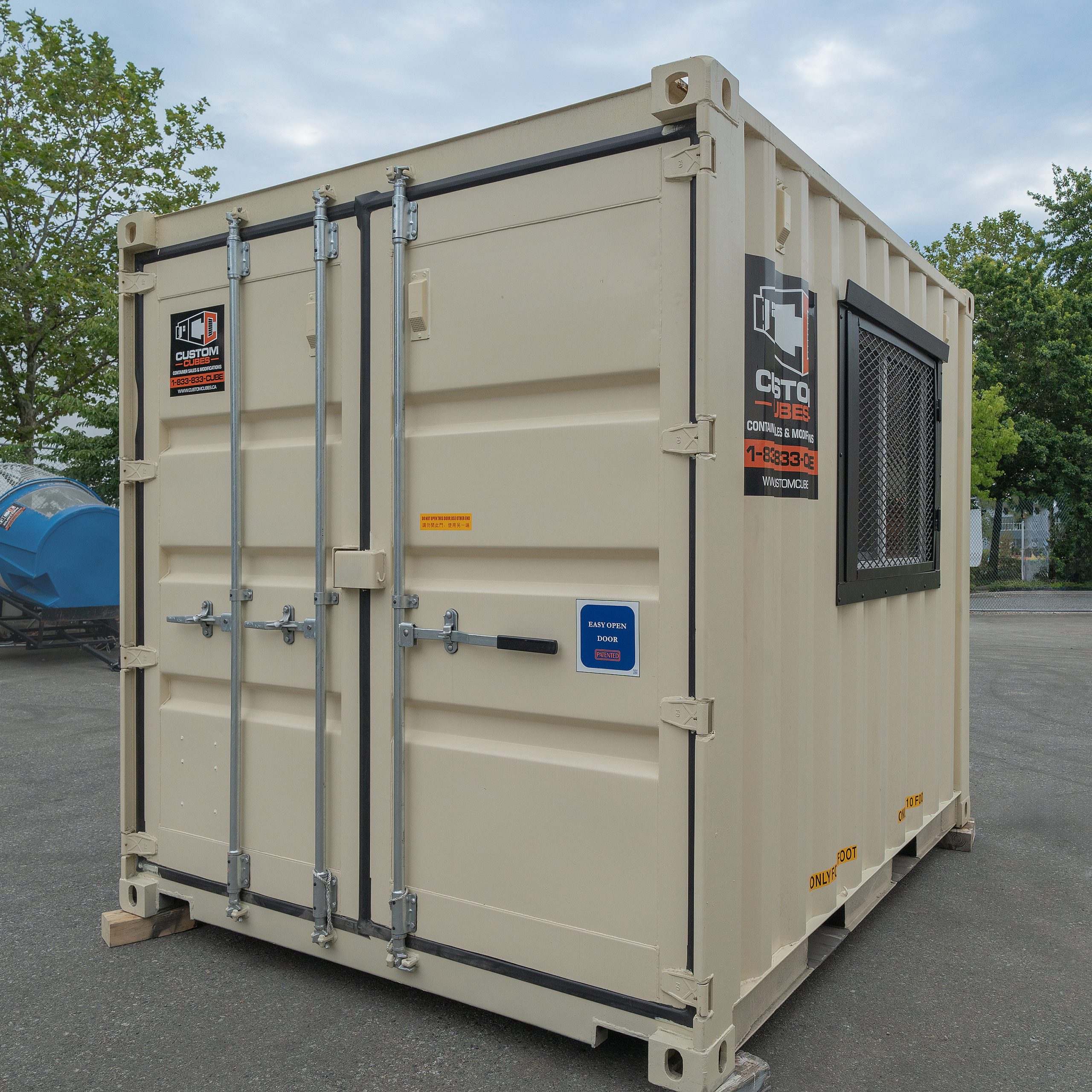 10’ Plywood Office - Custom Cubes