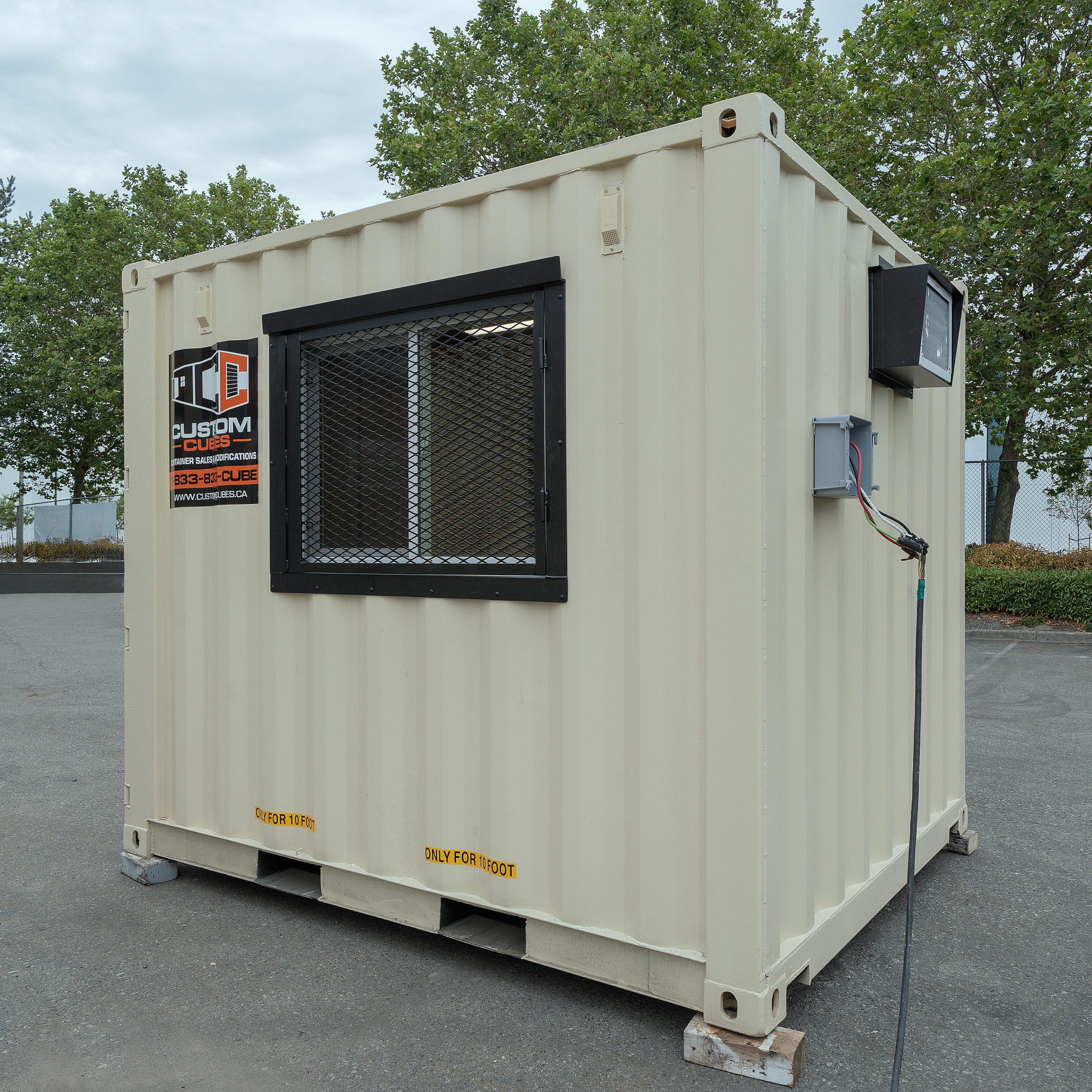 10’ Plywood Office - Custom Cubes