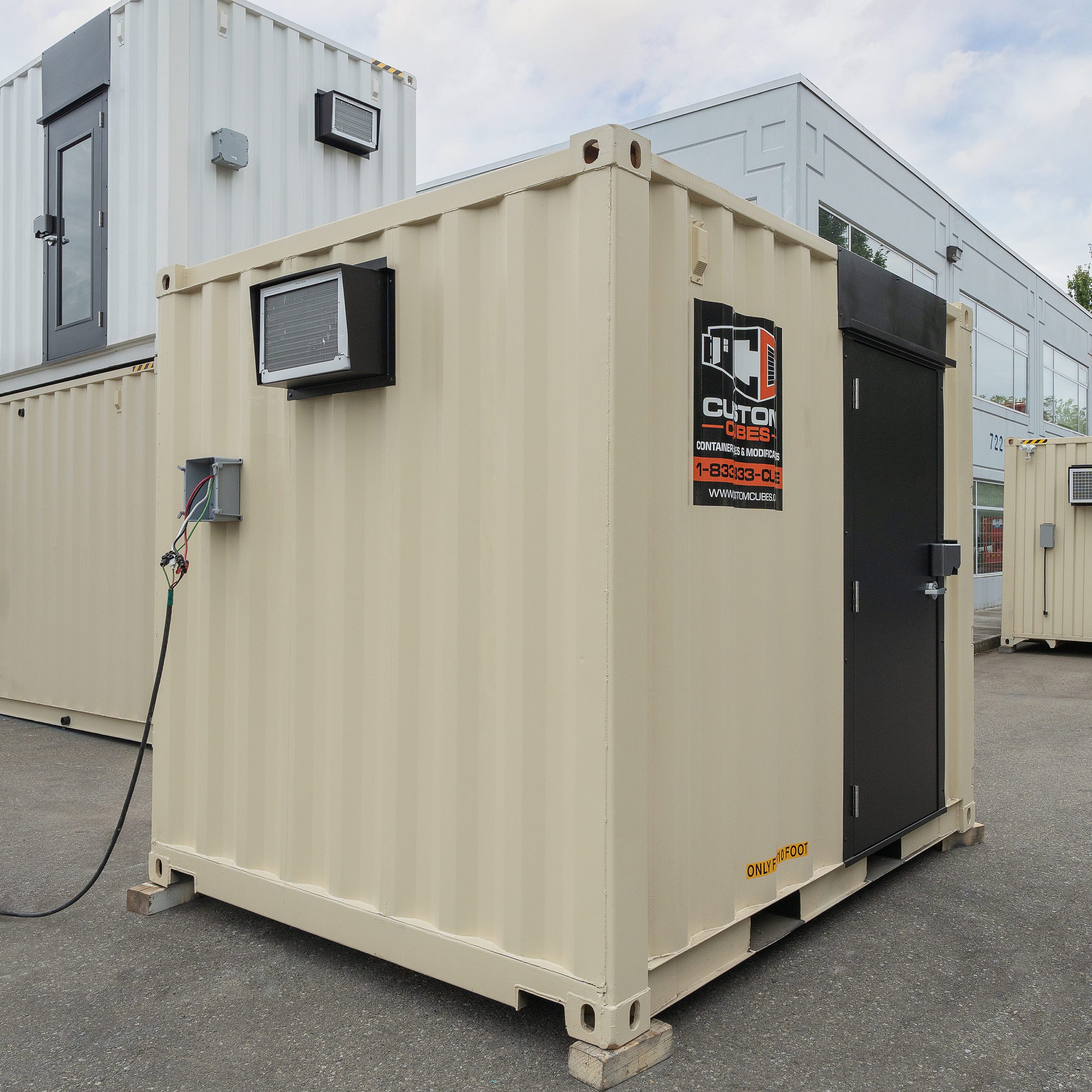 10’ Plywood Office - Custom Cubes