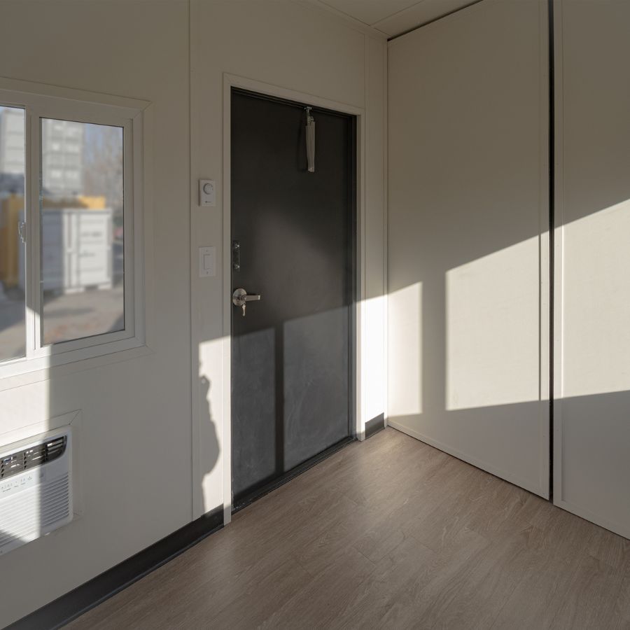 10’ Guard Office - Custom Cubes