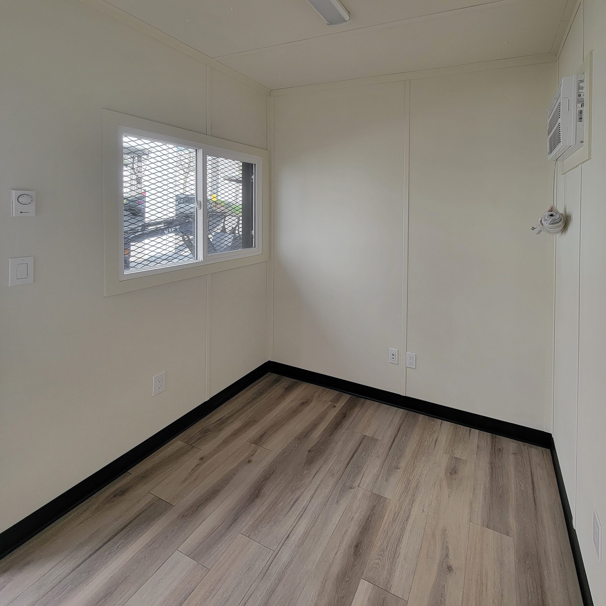 40’HC Multi Office (4 Units) - Custom Cubes