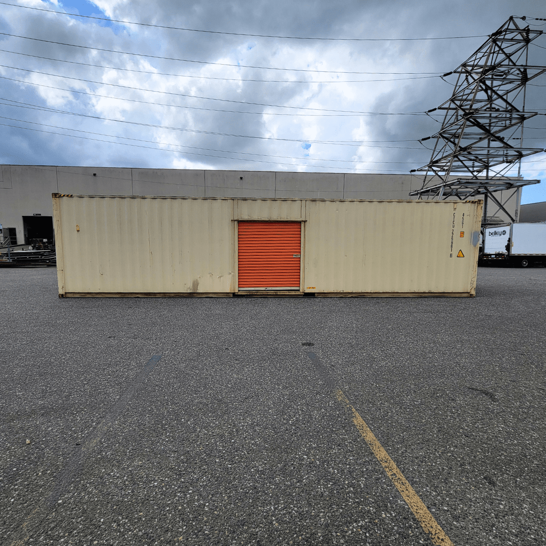 40’HC w/ Roll up doors on side, Insulated & electrical - Custom Cubes