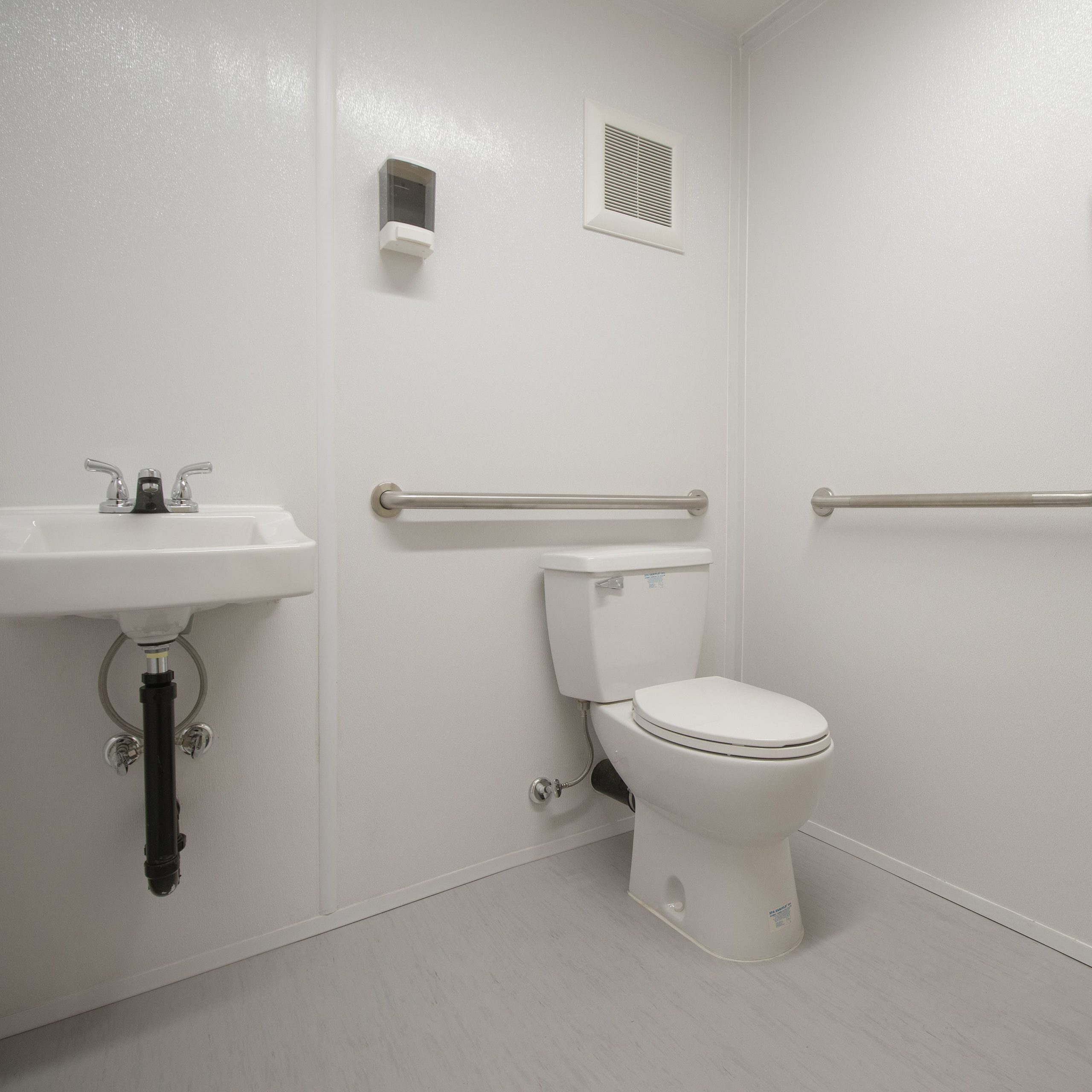 10’ Accessible Single Stall Washroom – Service Connected - Custom Cubes