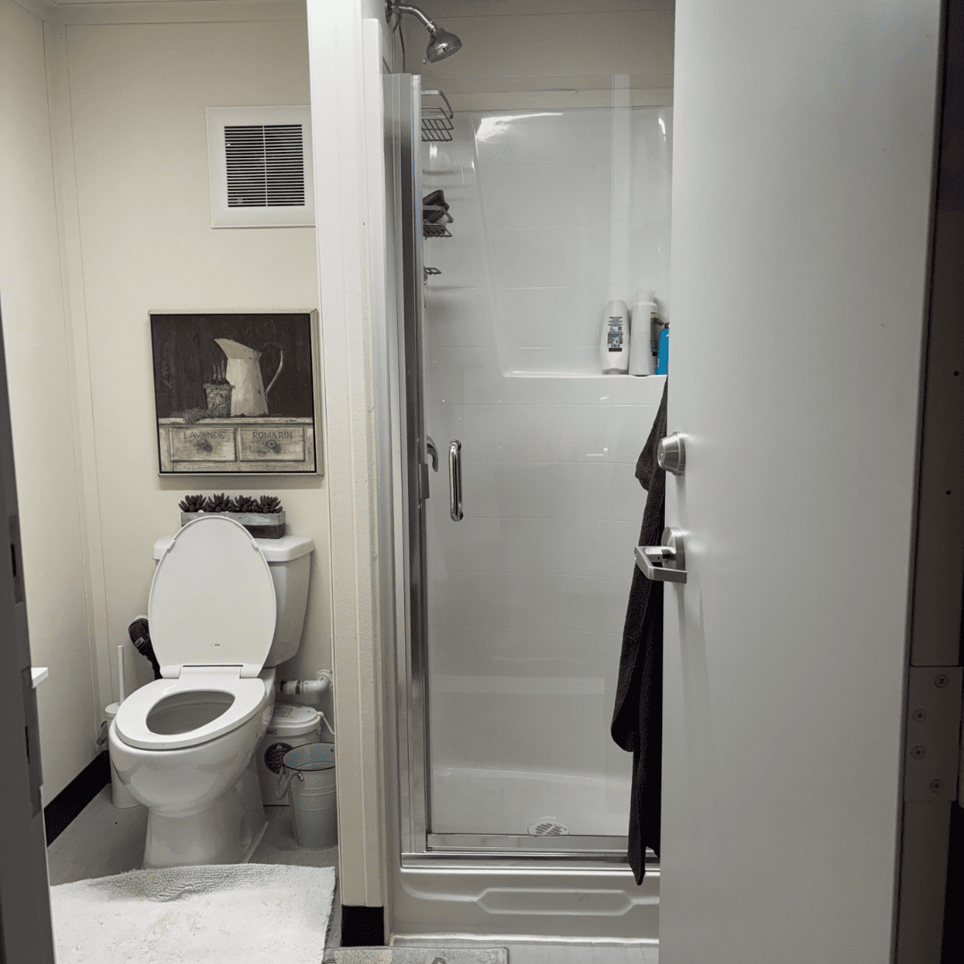 12’ x 8’ Self- Contained Lavatory - Custom Cubes