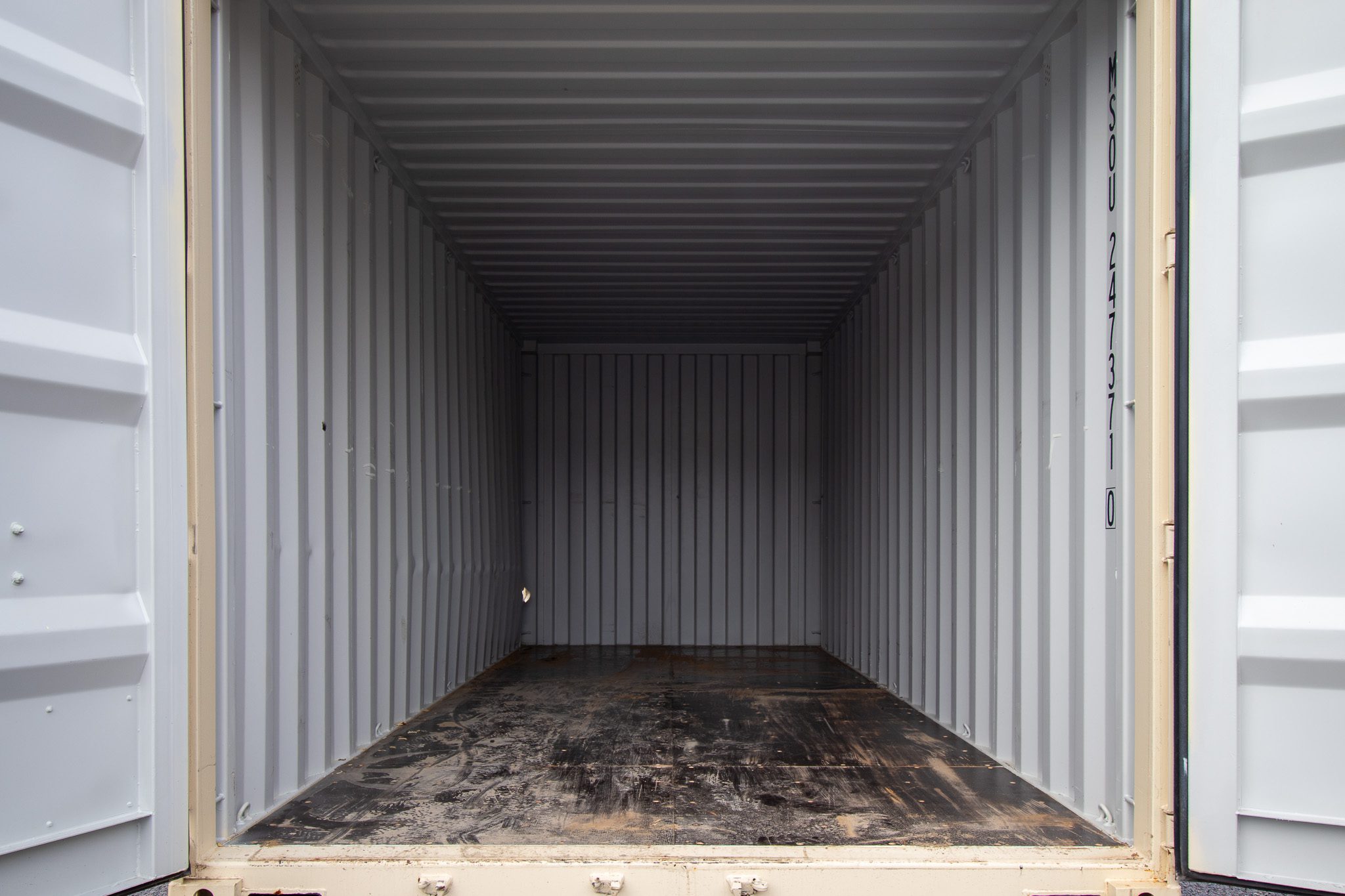 20’ New (1-trip) Side panel dents - Custom Cubes