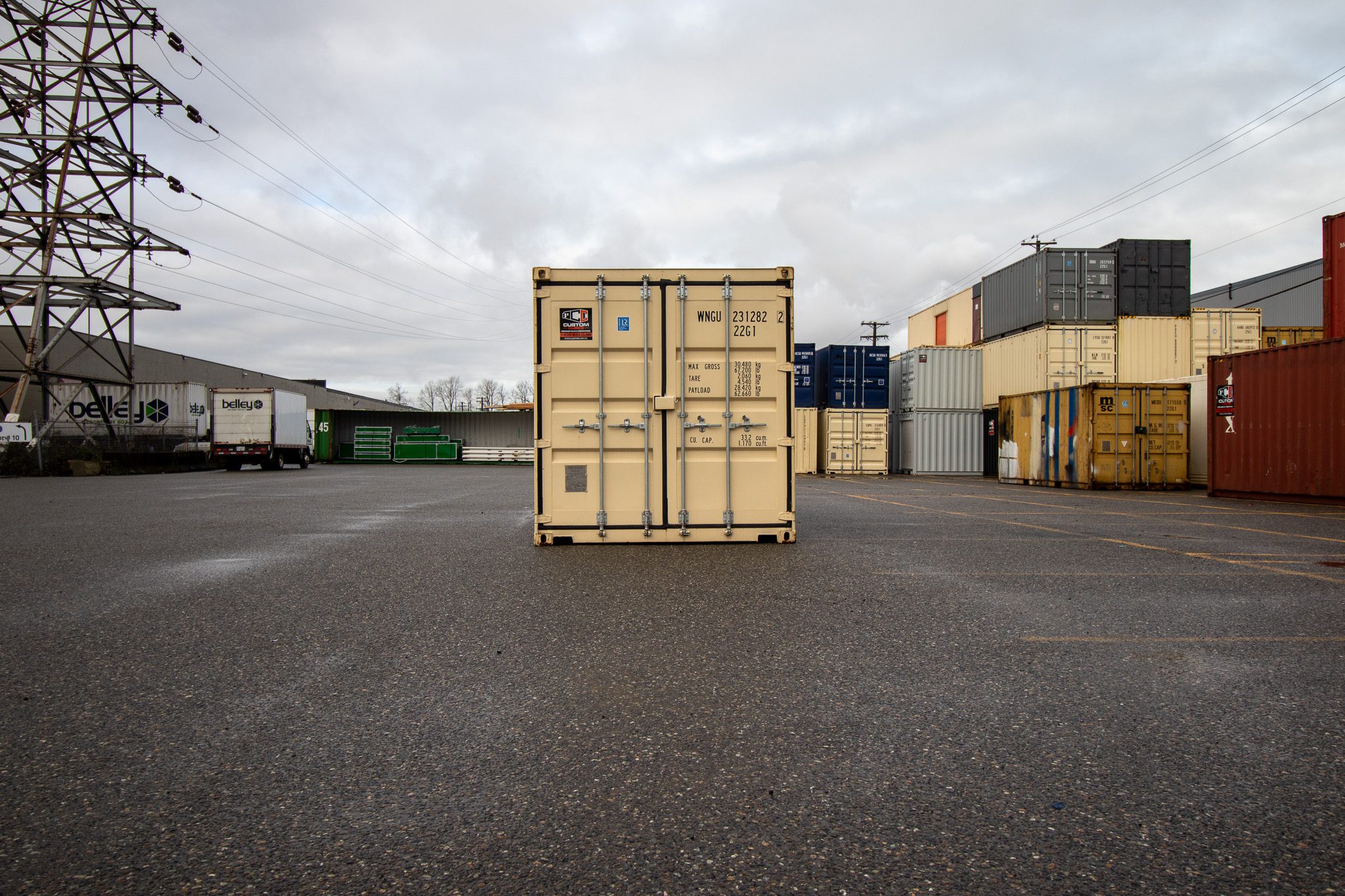 20’ New (1-trip) Side panel dents - Custom Cubes