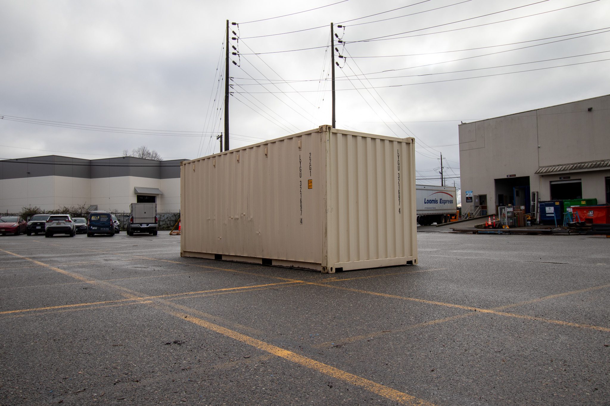 20’ New (1-trip) Side panel dents - Custom Cubes