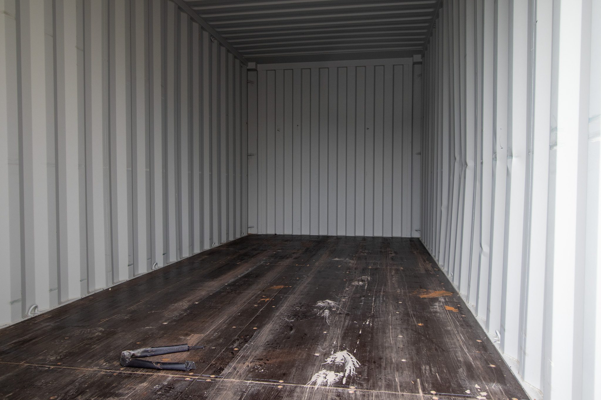 20’ New (1-trip) Side panel dents - Custom Cubes