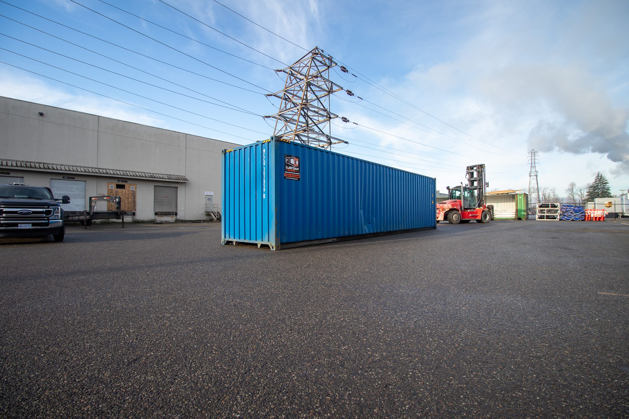 40′ HC New (1-trip) Shipping Container Blue - Custom Cubes